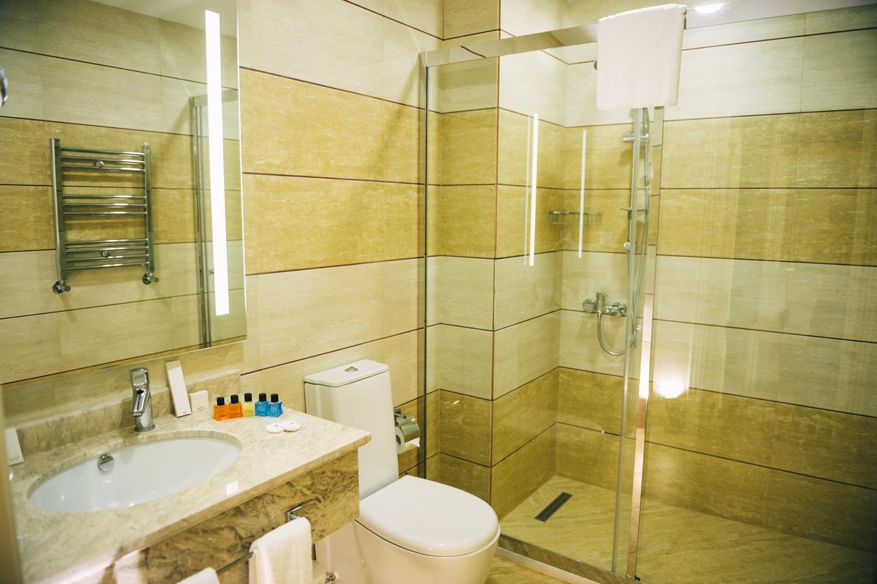 Emerald Suite Hotel Baku Luaran gambar