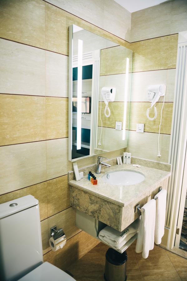 Emerald Suite Hotel Baku Luaran gambar