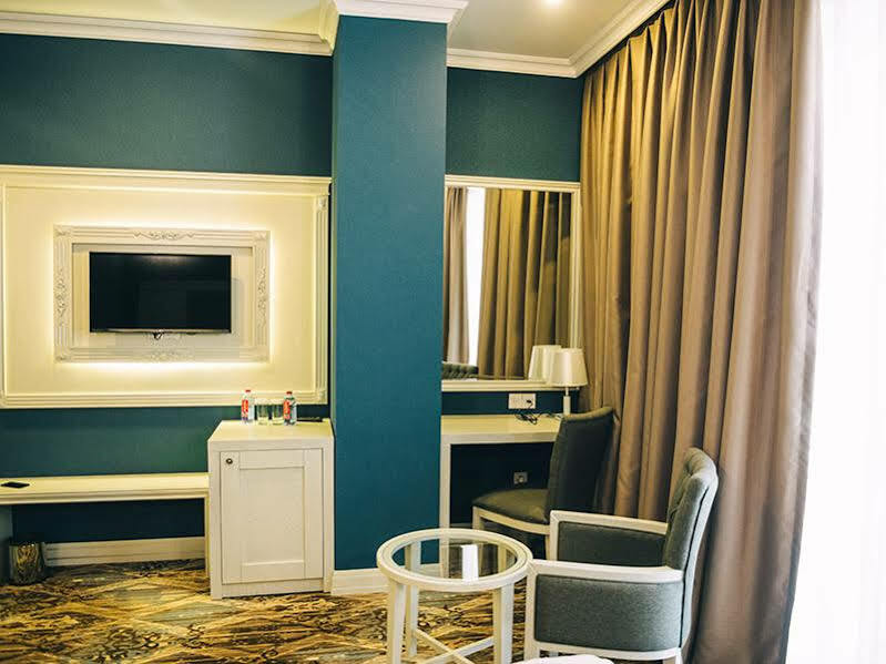 Emerald Suite Hotel Baku Luaran gambar